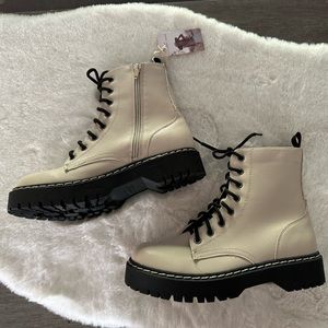 SINCERELY JULES WHITE /taupe combat boot